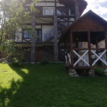 Садиба Анномарі - Відпочинок В Карпатах Котедж Яремче Kültér fotó